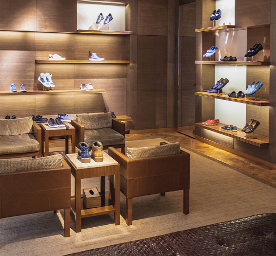 How Luxury Survives in a Showrooming World